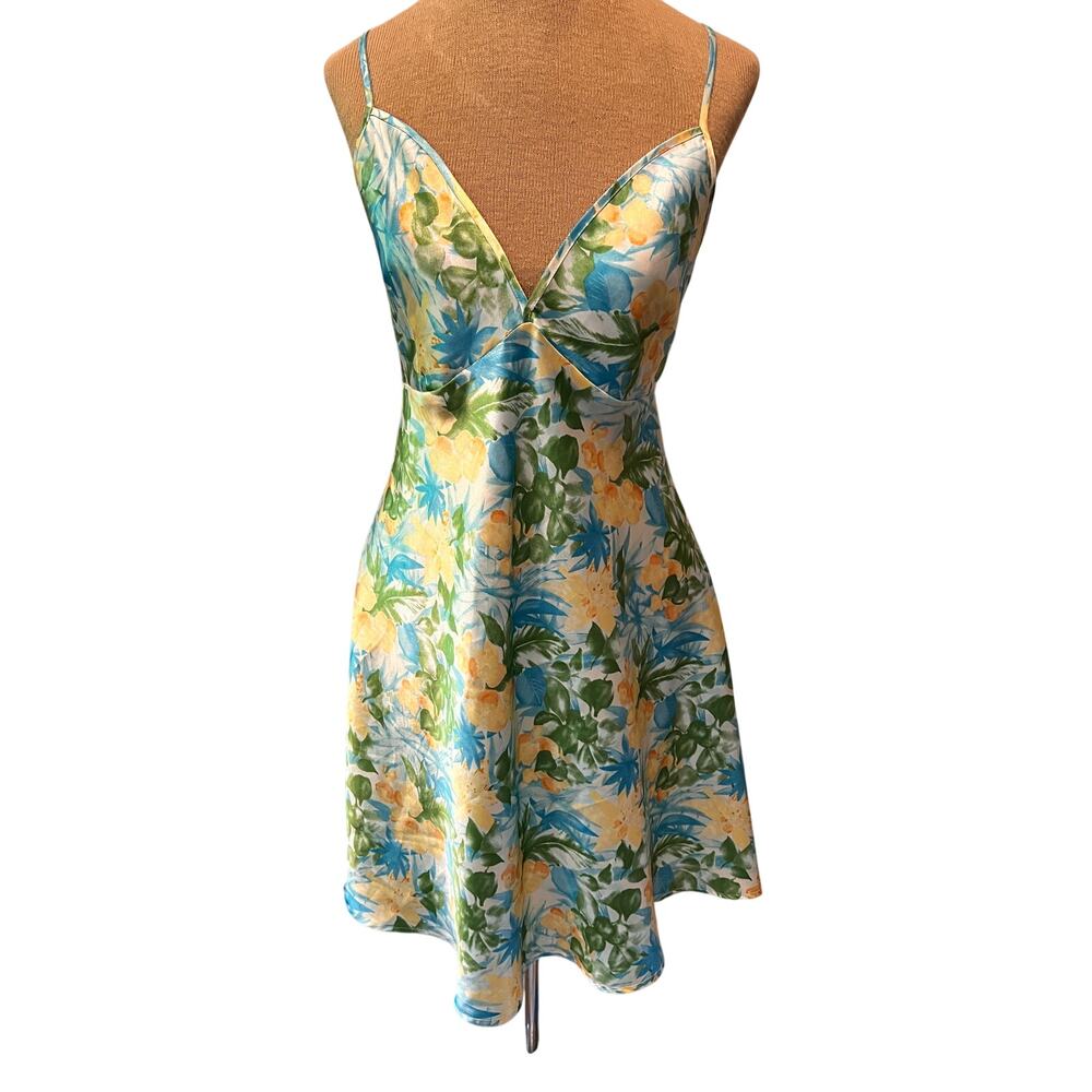 Secret Treasures floral slip dress baby doll nighty criss cross back coquette